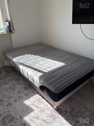 מיטה וחצי כולל חלל אחסון
