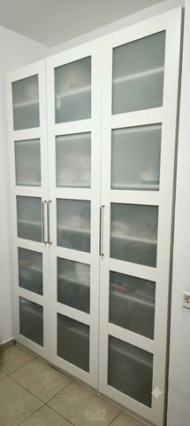 ארון בגדים