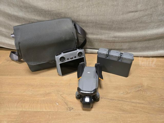 רחפן dji air 3 combo