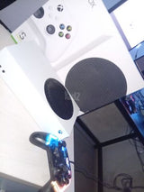 Xbox Series S + שלט מיוחד