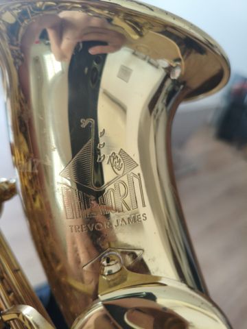 Trevor james "The horn" 3730G