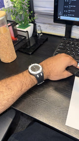 royal pop swatch black