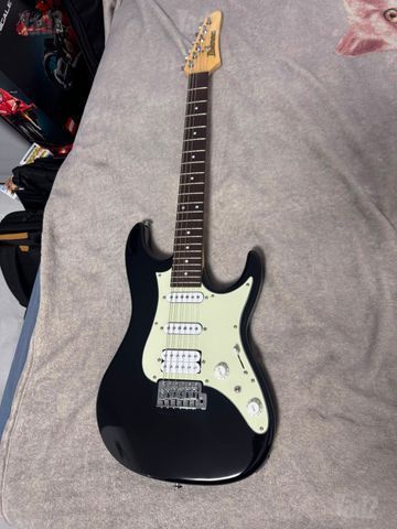 גיטרה חשמלית IBANEZ