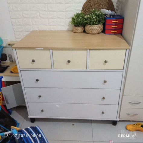 שידת החתלה