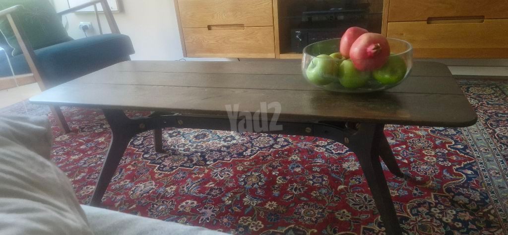 שולחן