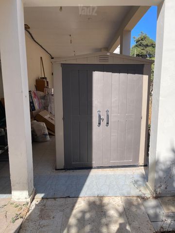 ארון כתר לאיחסון