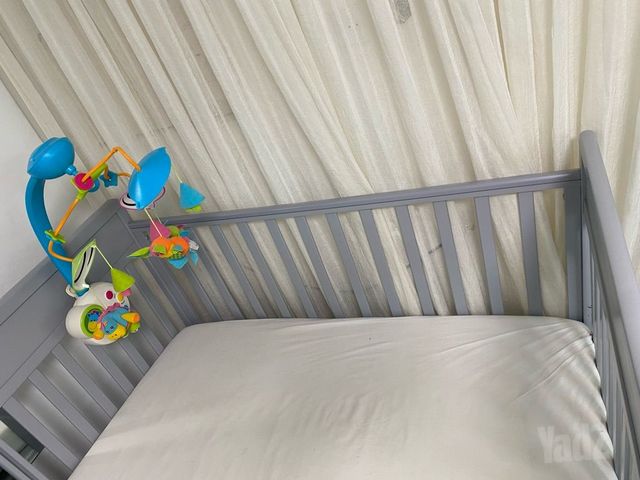 מיטת תינוק סגל