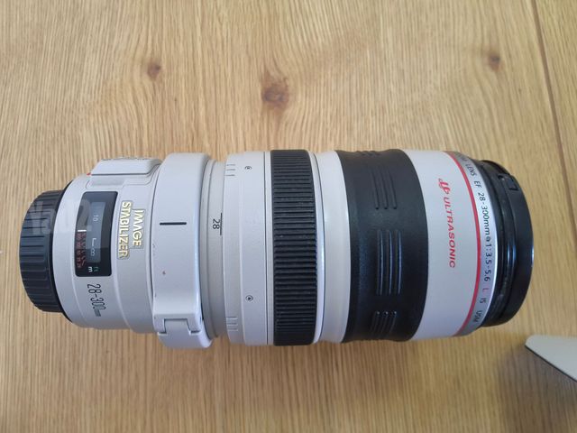 Canon EF 28-300 1:3,5-5,6 L IS