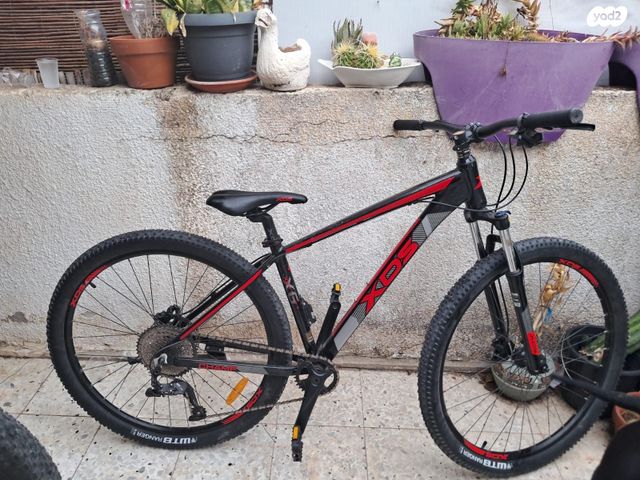 אופניים חדשות כמעט ולא משומש