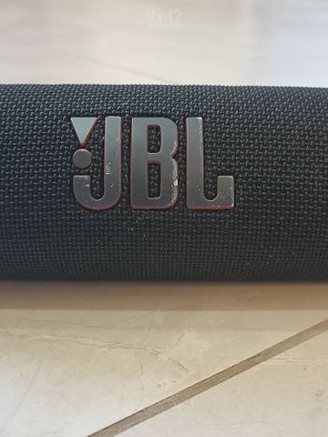 מגוון רמקולי JBL
