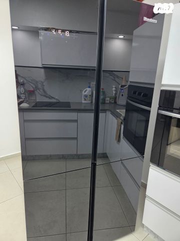 מקרר בלומברג