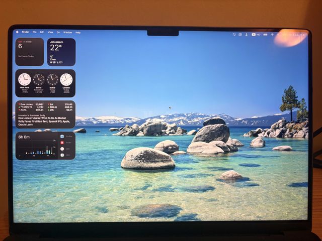 MacBook Pro M3 16 inch