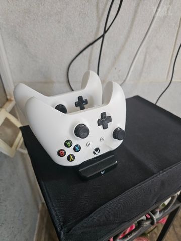 קוסולת Xbox 1 S
