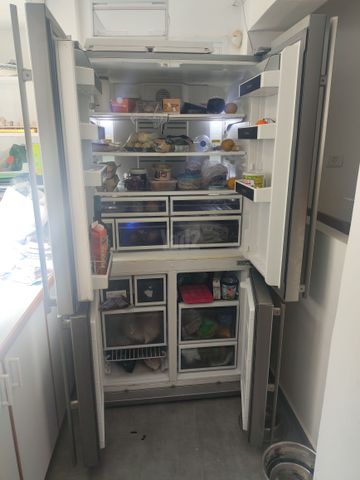 מקרר בלומברג