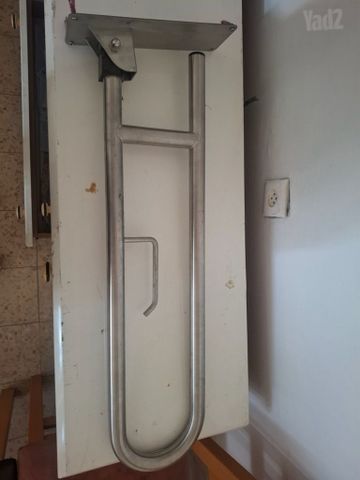 מתלה נייד