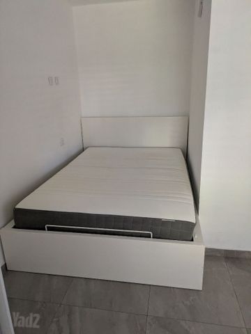 מיטה זוגית