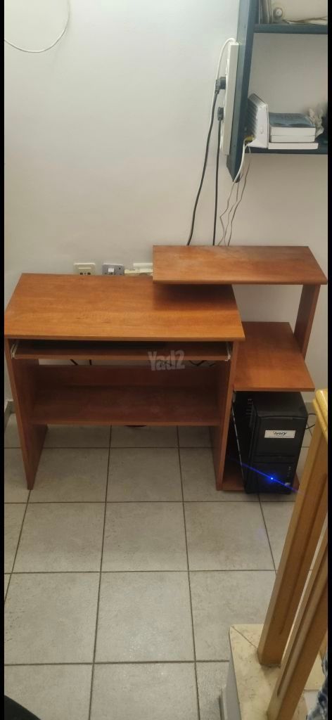 שולחן מחשב