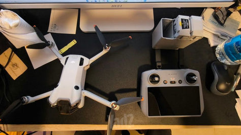 רחפן DJI mini 4 pro combo כחדש