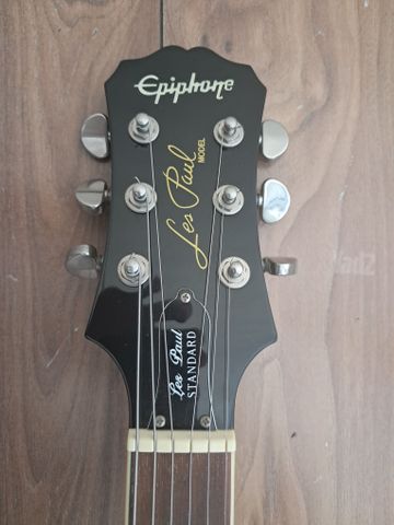 גיטרה חשמלית Epiphone Les Paul