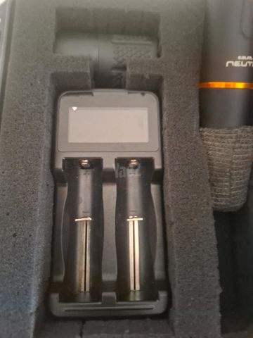 מכונת קעקוע Equaliser Neutron