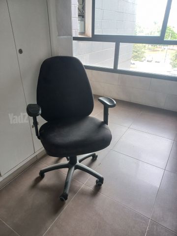 כיסא מנהלים