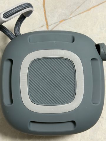 רמקול Bluetooth נייד