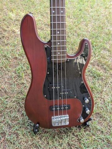 Squier Precision Bass PJ