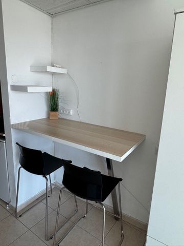 זוג כיסאות בר