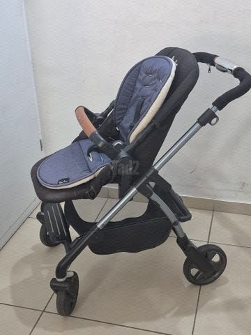 עגלת תינוק