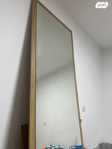 מראה גבוהה וכבדה