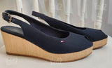 Tommy Hilfiger מידה 41 סנדלים
