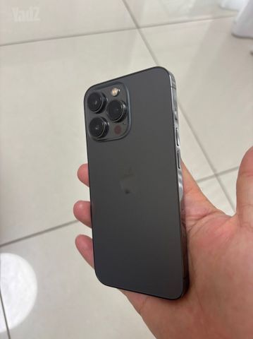 אייפון 13 פרו