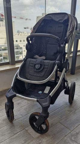 עגלת ילדים Baby Jogger