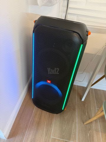 בוקסה JBL PartyBox 710