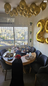 שולחן עץ עגול