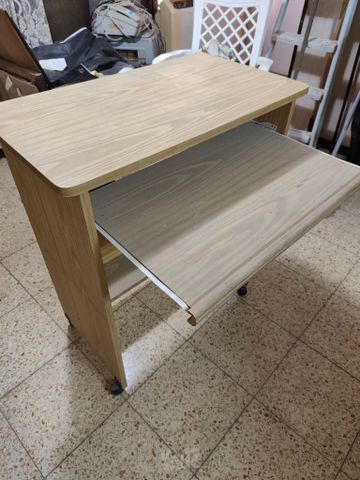 שולחן מחשב