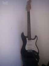 Rocktone ST-1 Stratocaster