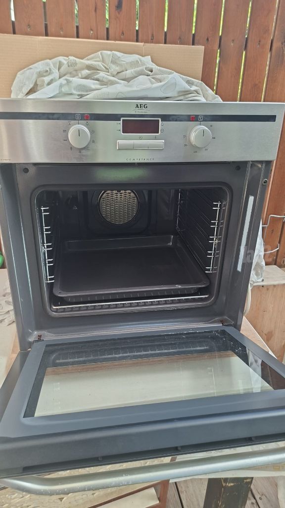 תנור AEG