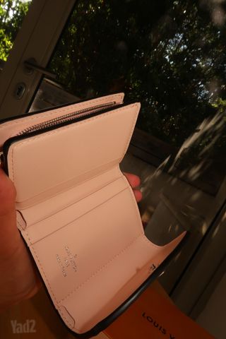 ארנק Louis Vuitton מקורי