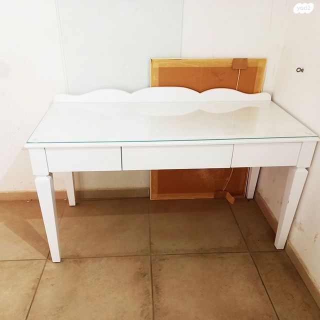 שולחן כתיבה