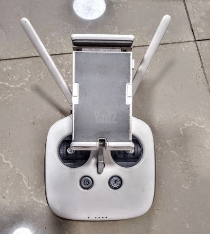רחפן פנטום 4  DJI