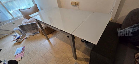 שולחן