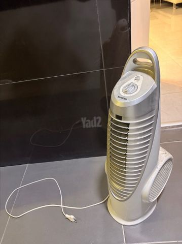 מאוור Tower Fan