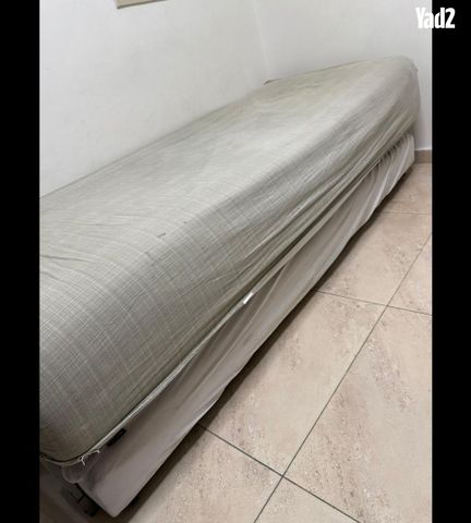 מיטת נוער
