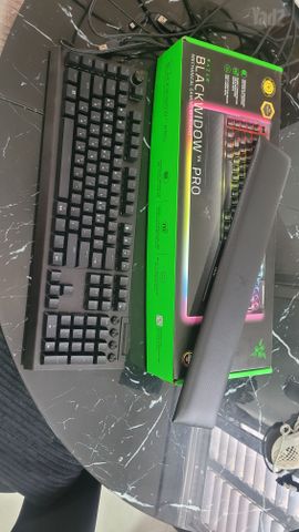 Razer BlackWidow V4 Pro