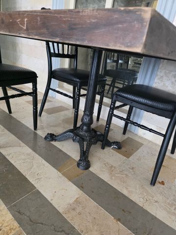 שולחנות שייש