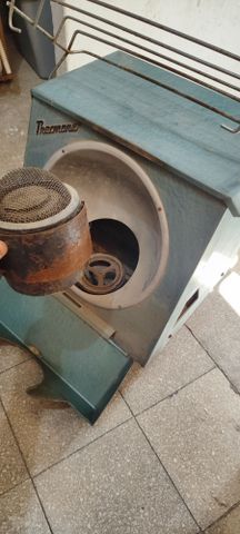 תנור נפט ישן
