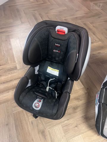 מושבי בטיחותBritax ClickTight