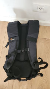 Lowepro Backpack תיק מצלמה