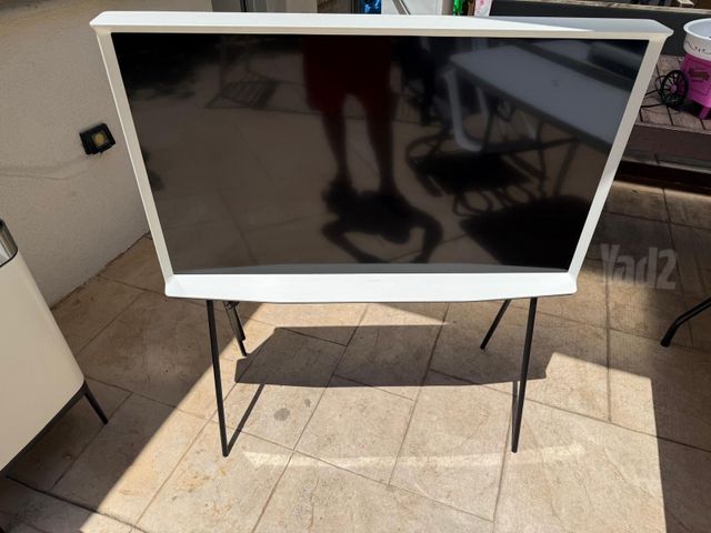 אינץ Samsung The Serif 49